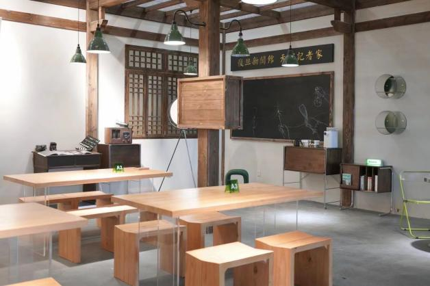 在橘子影视影院，怎么“看戏”？
